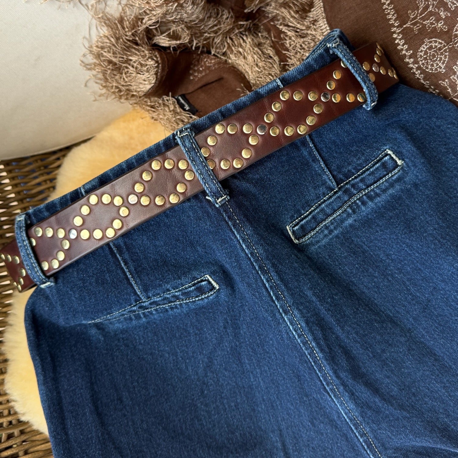 Diamond Studded Roller Belt